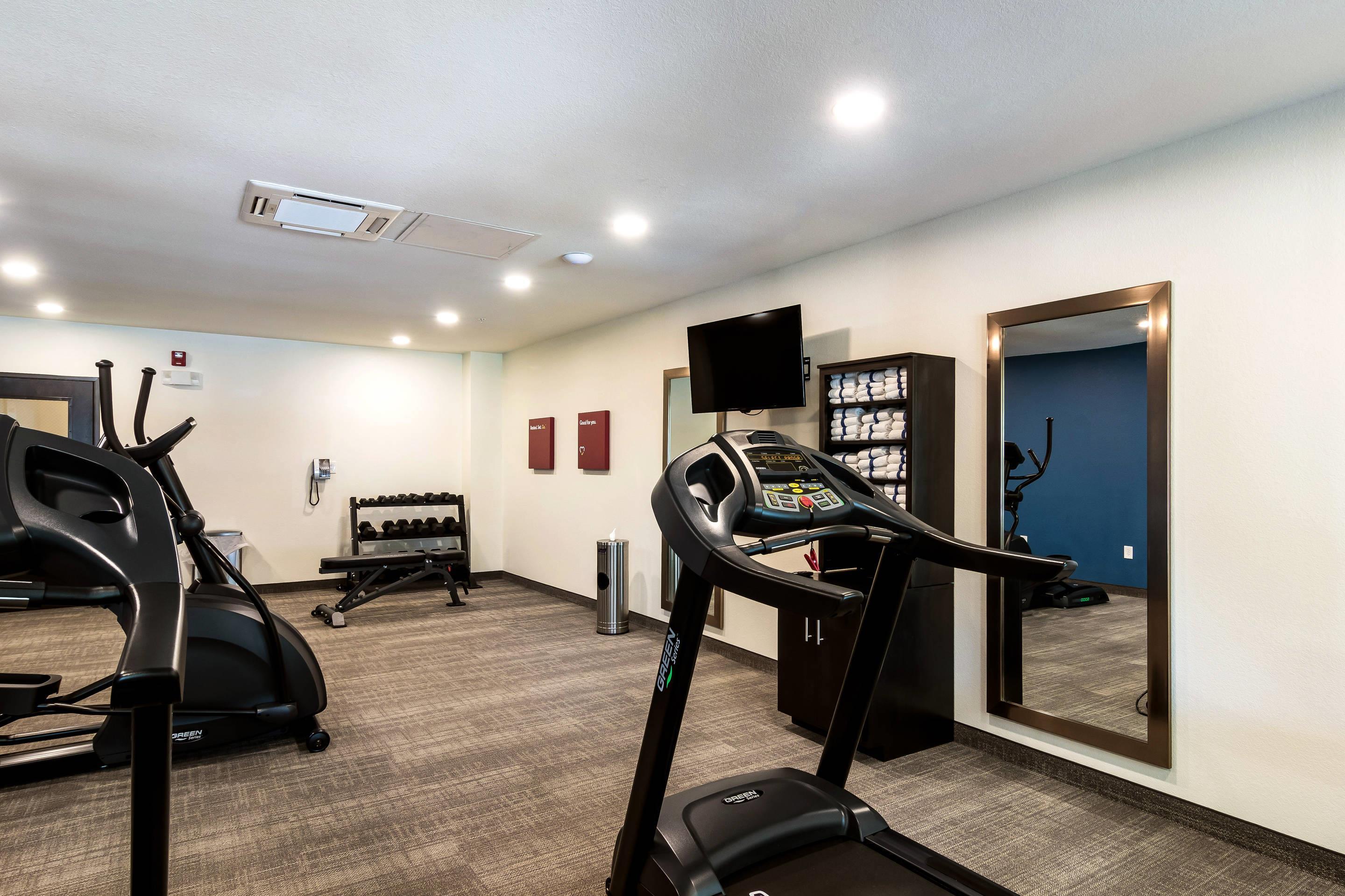 Fitness center | Comfort Suites