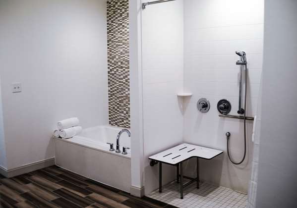  - Hilton Garden Inn South Waco - I-35, Exit 330A