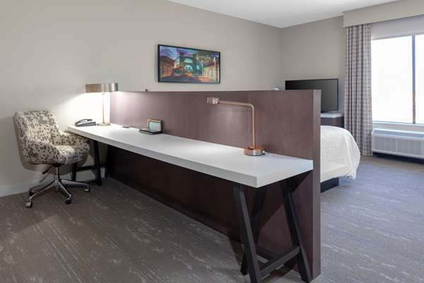  - Hilton Garden Inn South Waco - I-35, Exit 330A