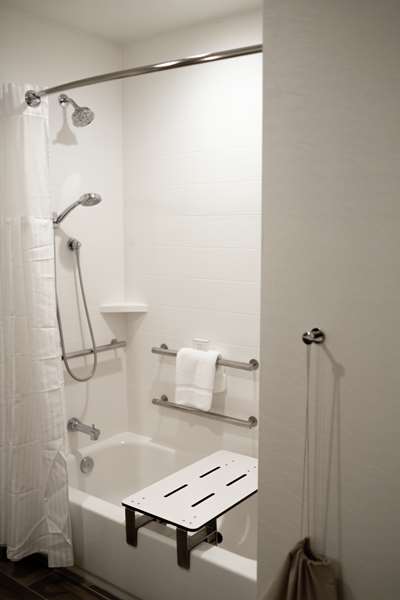  - Hilton Garden Inn South Waco - I-35, Exit 330A