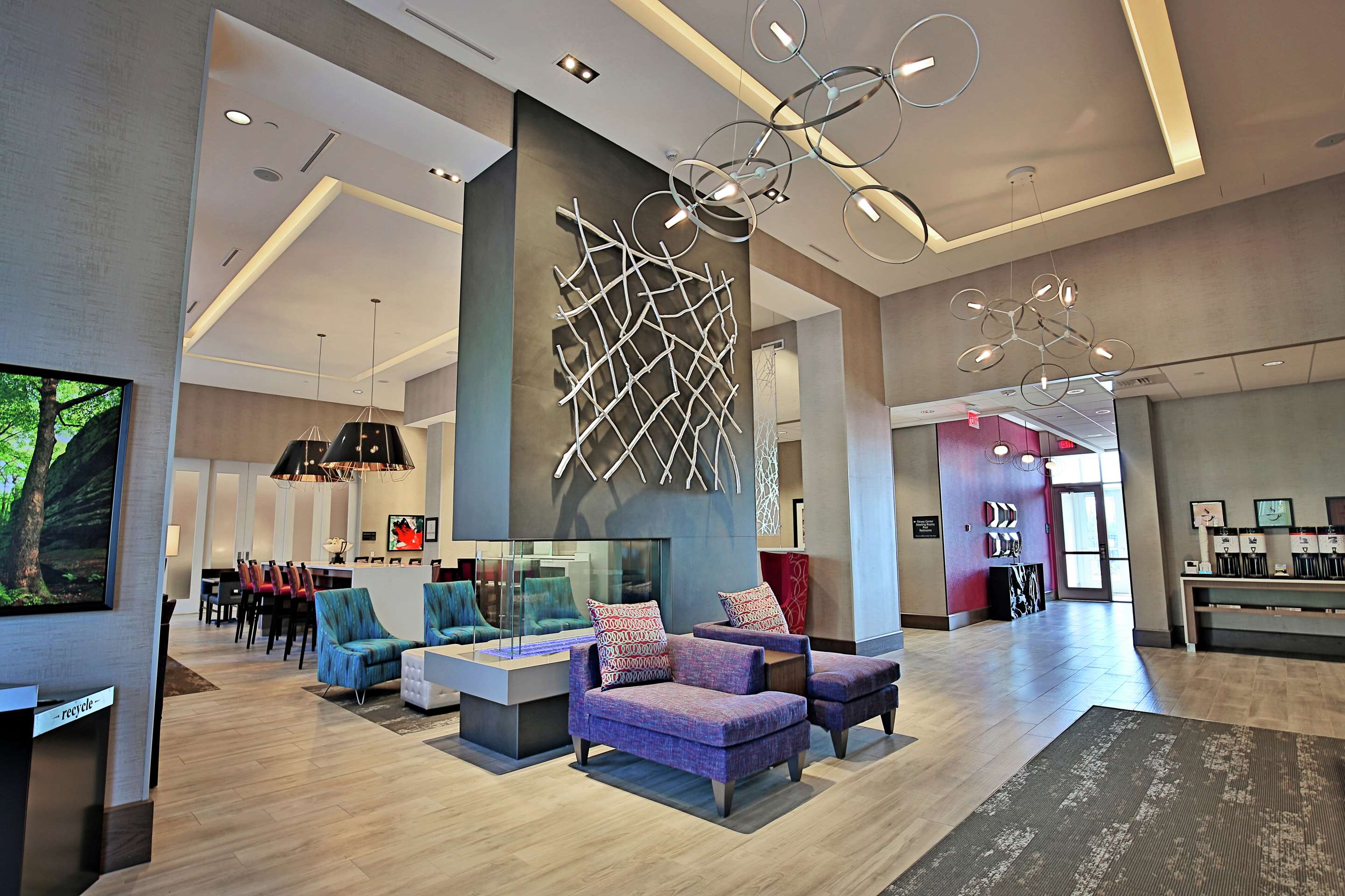Lobby | Hampton Inn & Suites Asheville Biltmore Area