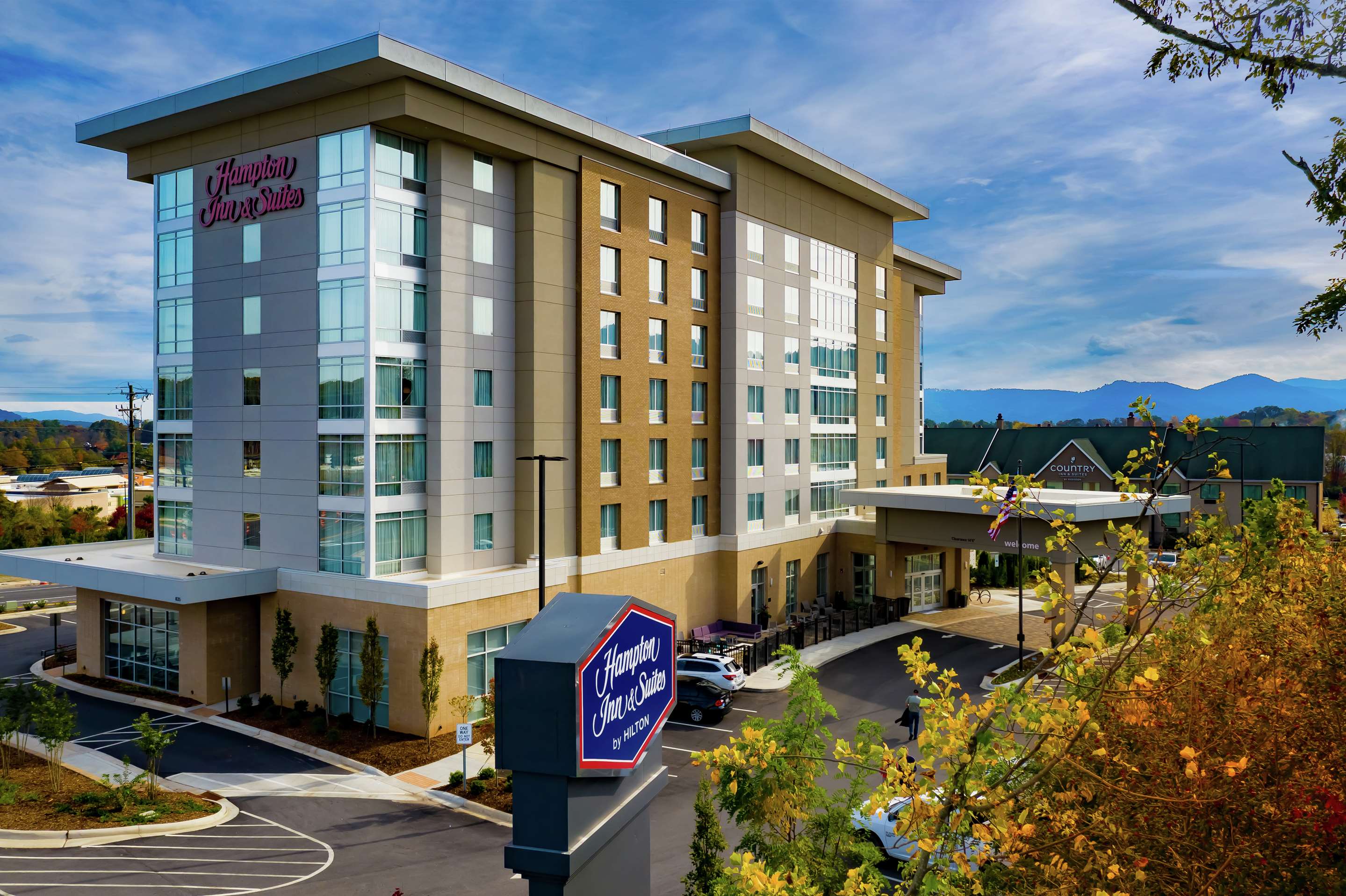 Exterior | Hampton Inn & Suites Asheville Biltmore Area