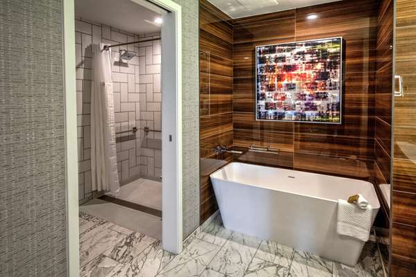  - Hilton Hotel Cool Springs Franklin - I-65, Exit 68