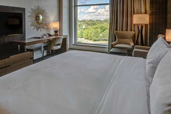  - Hilton Hotel Cool Springs Franklin - I-65, Exit 68