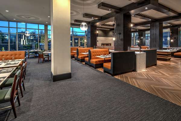 Restaurant - Hilton Hotel Cool Springs Franklin - I-65, Exit 68