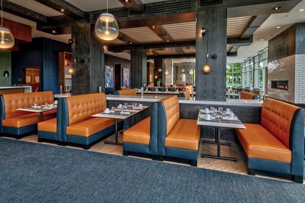 Restaurant - Hilton Hotel Cool Springs Franklin - I-65, Exit 68