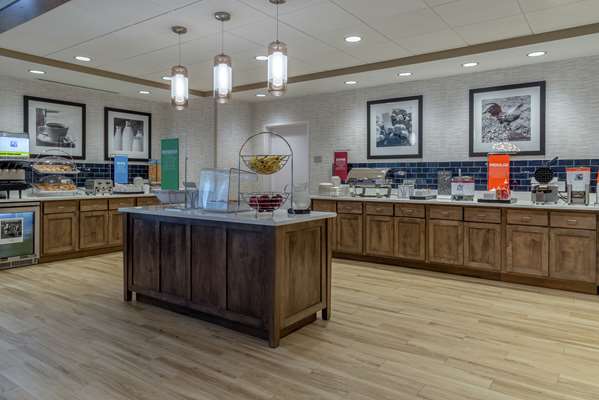 Amenities - Hampton Inn Bourbonnais - I-57, Exit 315