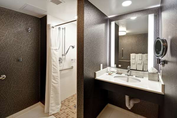  - DoubleTree by Hilton Hotel Deadwood at Cadillac Jack's