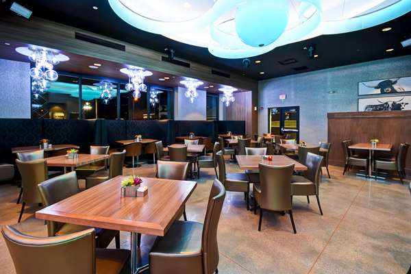 Restaurant - DoubleTree by Hilton Hotel Deadwood at Cadillac Jack's