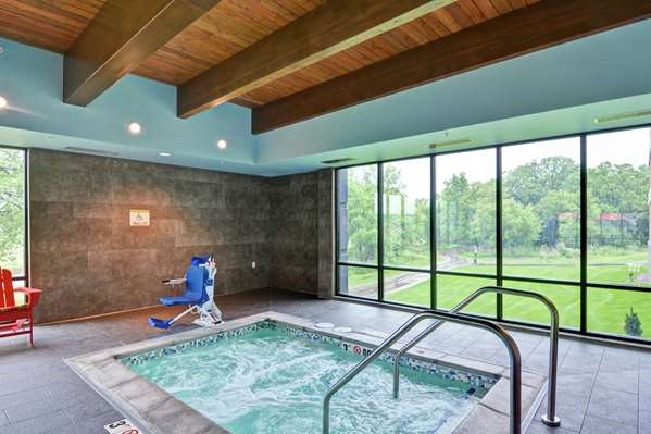 Pool - Home2 Suites by Hilton Southwest Rochester