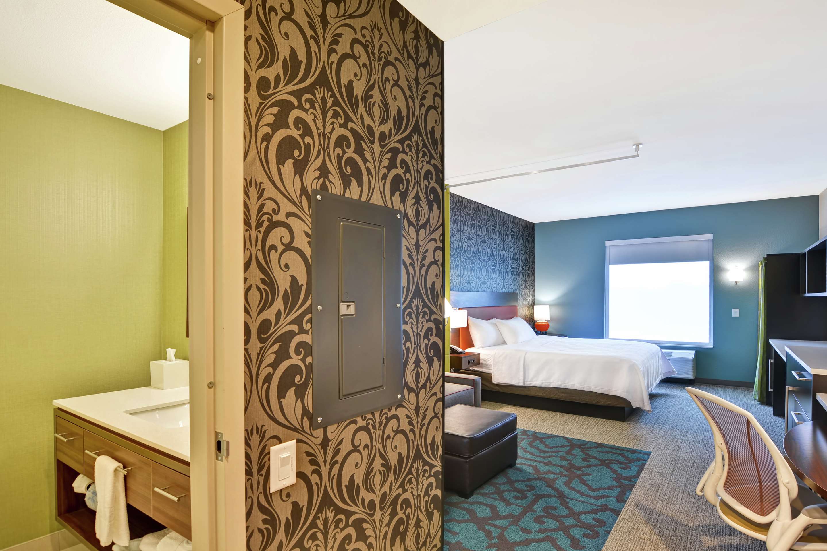 Guest room