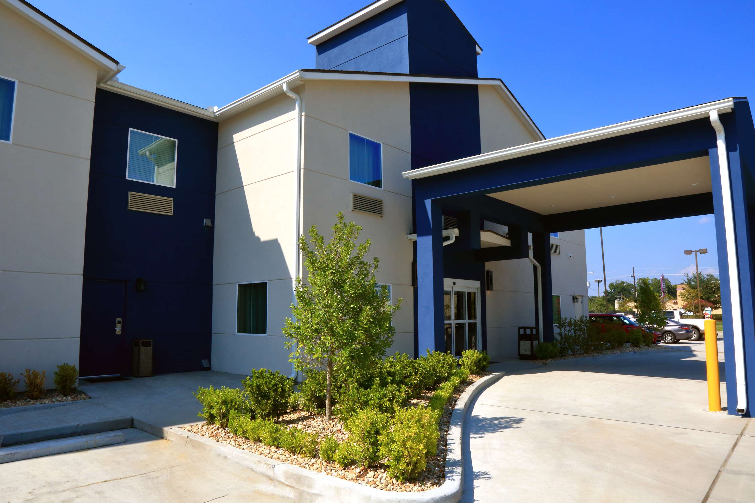 exterior | Americas Best Value Inn & Suites Prairieville