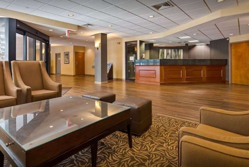 Lobby | Baymont by Wyndham Groton/Mystic