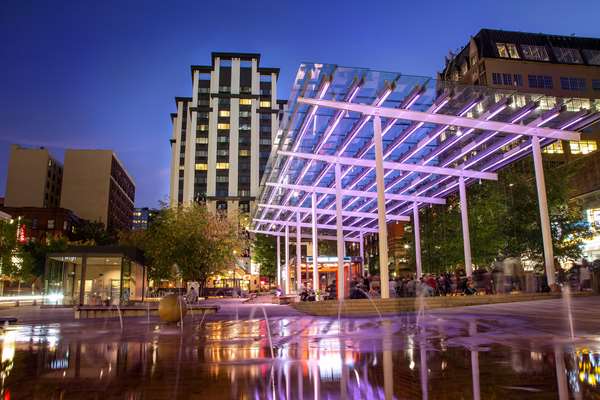 Exterior view - Paramount Hotel Portland