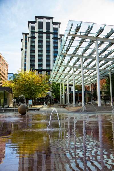 Exterior view - Paramount Hotel Portland