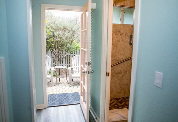  - Sea Otter Inn Cambria