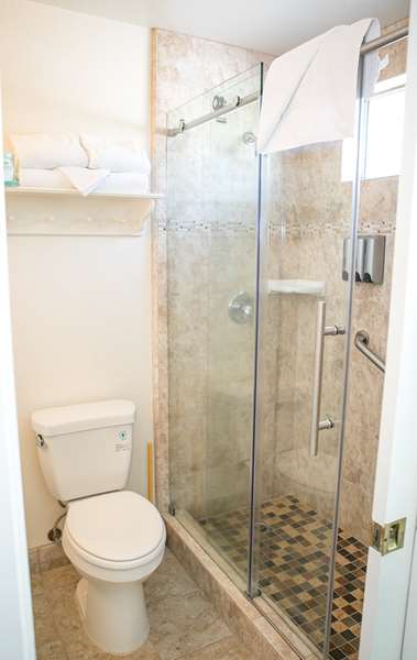  - Sea Otter Inn Cambria