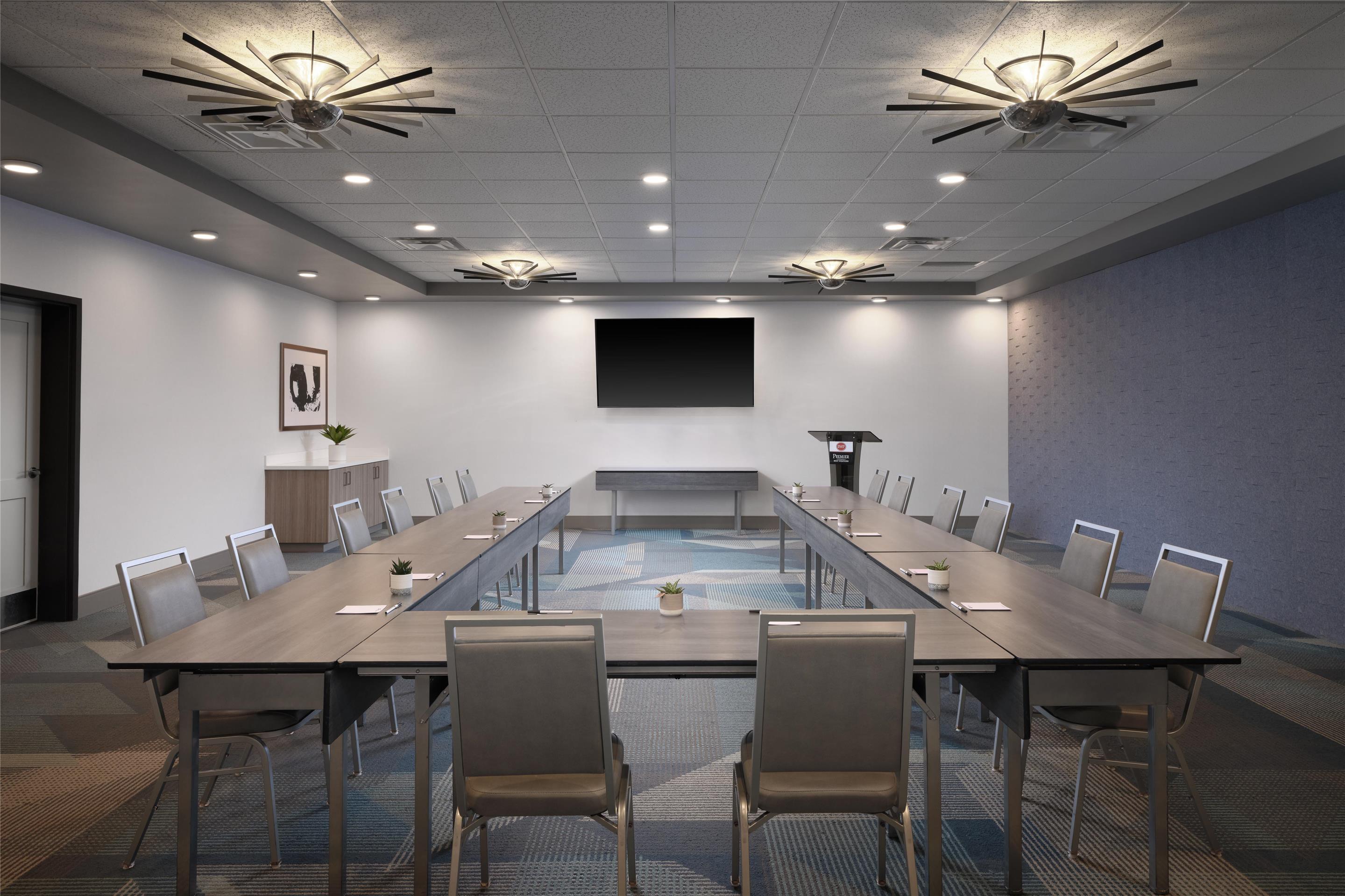 Meeting room | Best Western Premier Hotel at Fisher's Landing