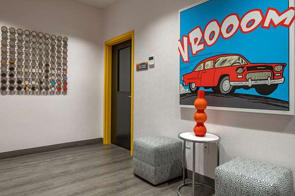 Amenities - GLo Best Western Lexington Hotel - I-64 & I-75, Exit 115