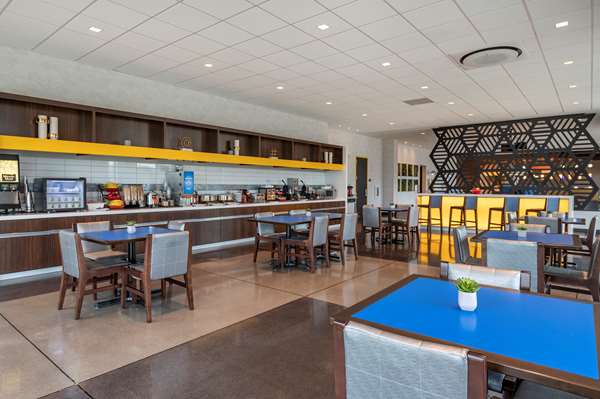Amenities - GLo Best Western Lexington Hotel - I-64 & I-75, Exit 115