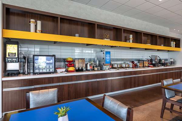 Amenities - GLo Best Western Lexington Hotel - I-64 & I-75, Exit 115