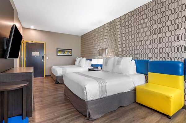  - GLo Best Western Lexington Hotel - I-64 & I-75, Exit 115