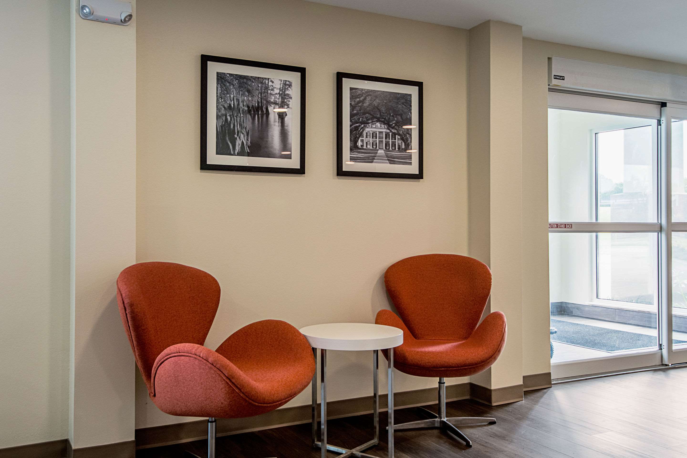 Lobby with sitting area