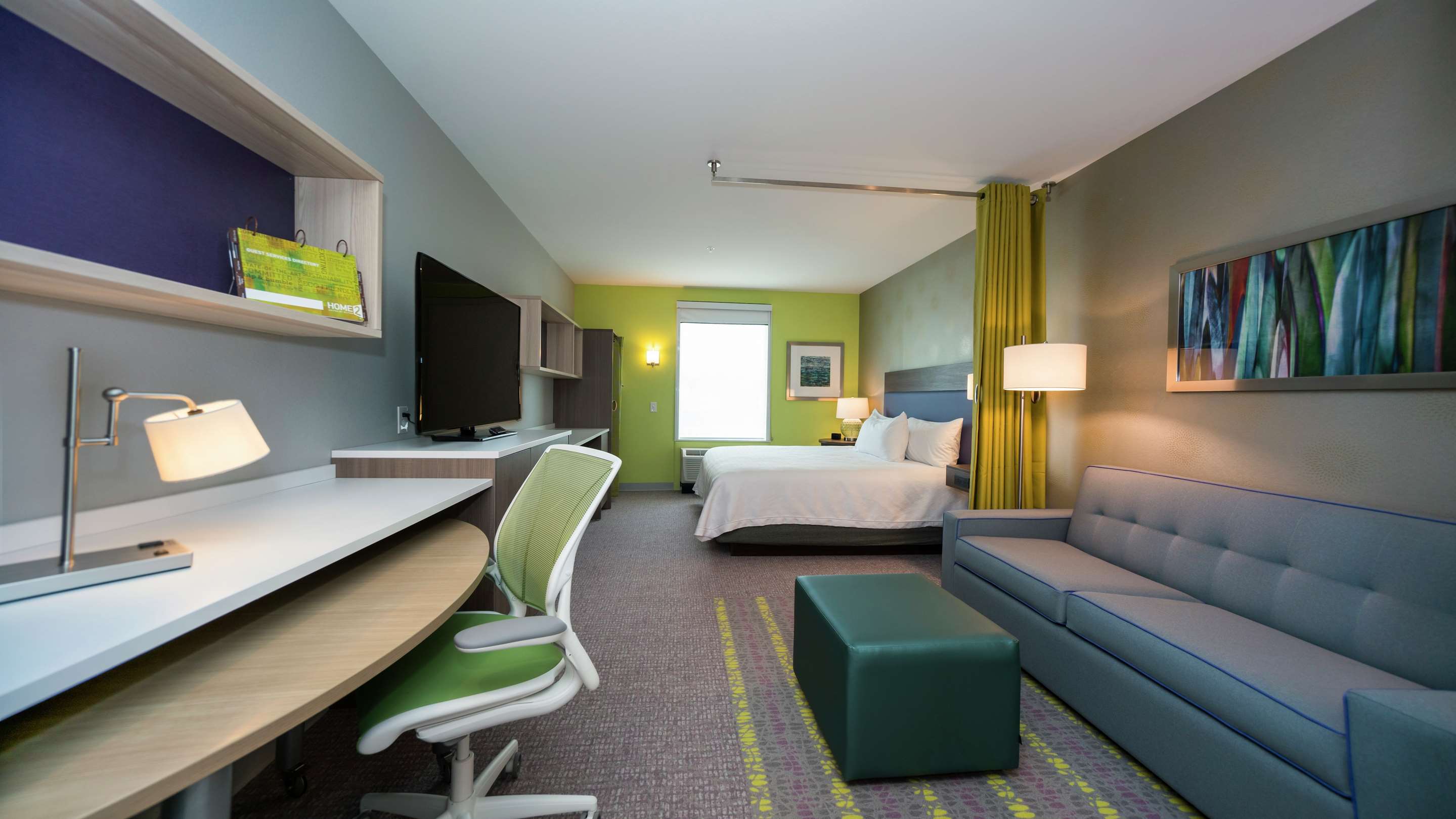 Guest room