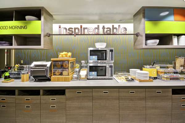 Restaurant - Home2 Suites by Hilton Plymouth