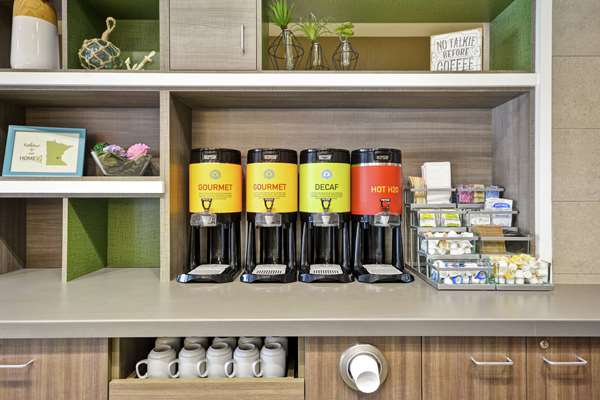 Restaurant - Home2 Suites by Hilton Plymouth