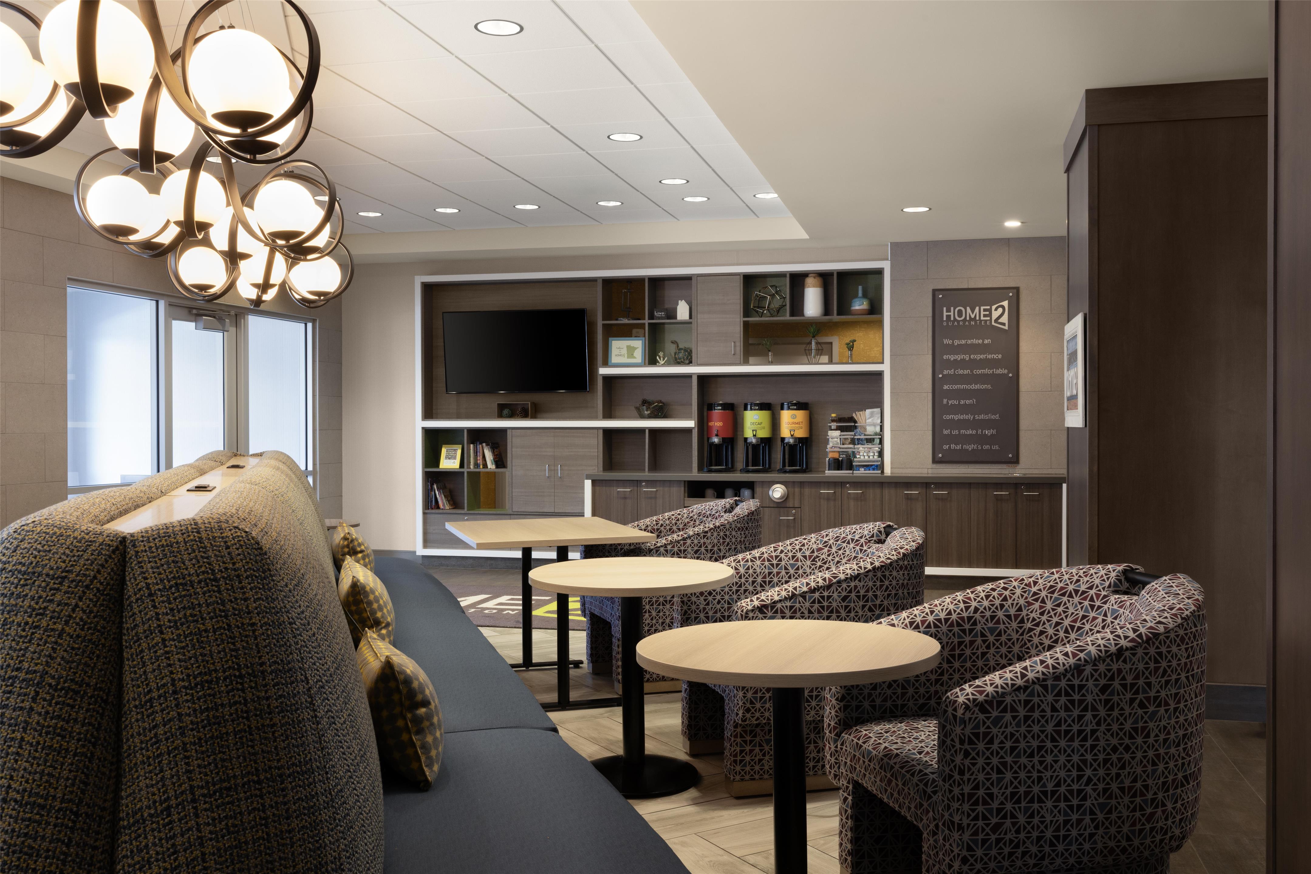 Lobby | Home2 Suites by Hilton Plymouth, MN