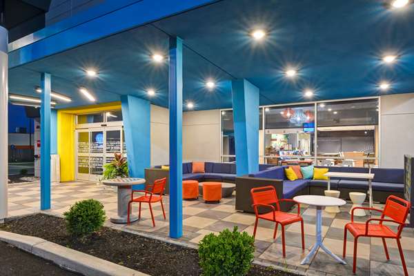 Exterior view - Tru by Hilton Liverpool - I-81, Exit 25