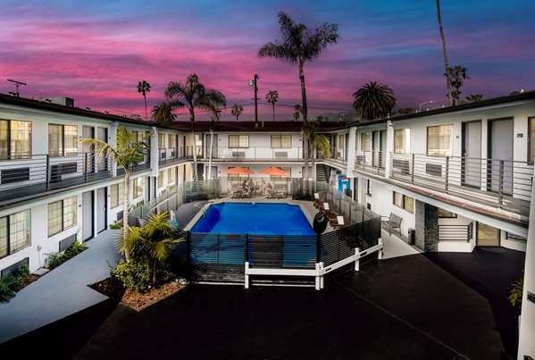 Exterior view - SureStay Collection by Best Western Sunset West Hotel Hollywood