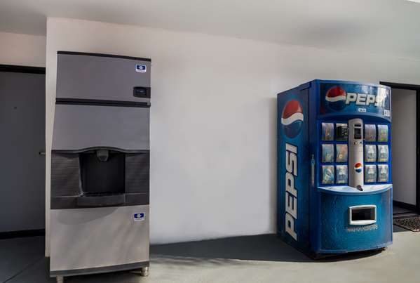  - SureStay Collection by Best Western Sunset West Hotel Hollywood