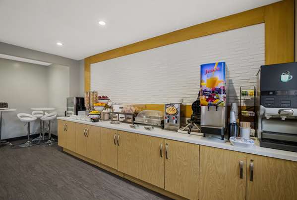Amenities - SureStay Collection by Best Western Sunset West Hotel Hollywood