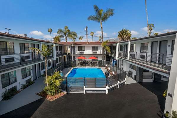 Exterior view - SureStay Collection by Best Western Sunset West Hotel Hollywood