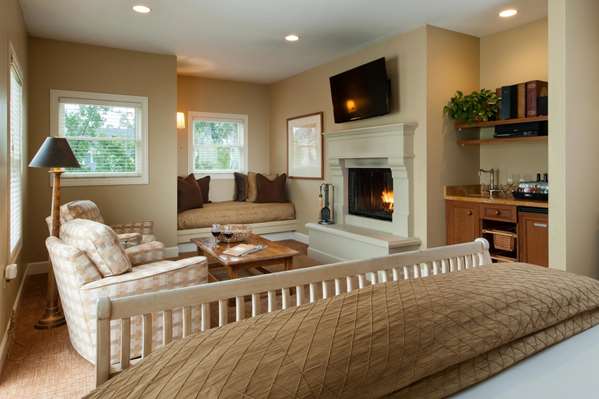 Suite - MacArthur Place Inn & Spa Sonoma