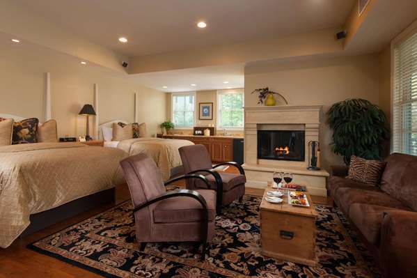 Suite - MacArthur Place Inn & Spa Sonoma