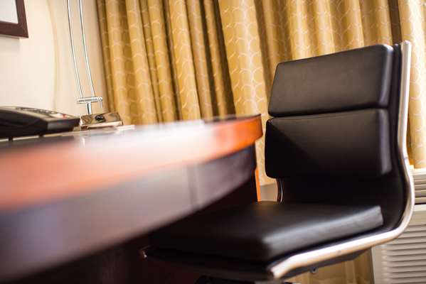  - Paramount Hotel Seattle - I-5, Exit 166