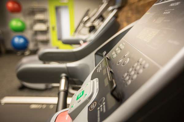 Fitness/ Exercise Room - Paramount Hotel Seattle - I-5, Exit 166