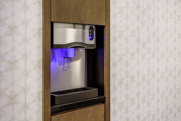 Restaurant - Hilton Garden Inn Downtown Annapolis