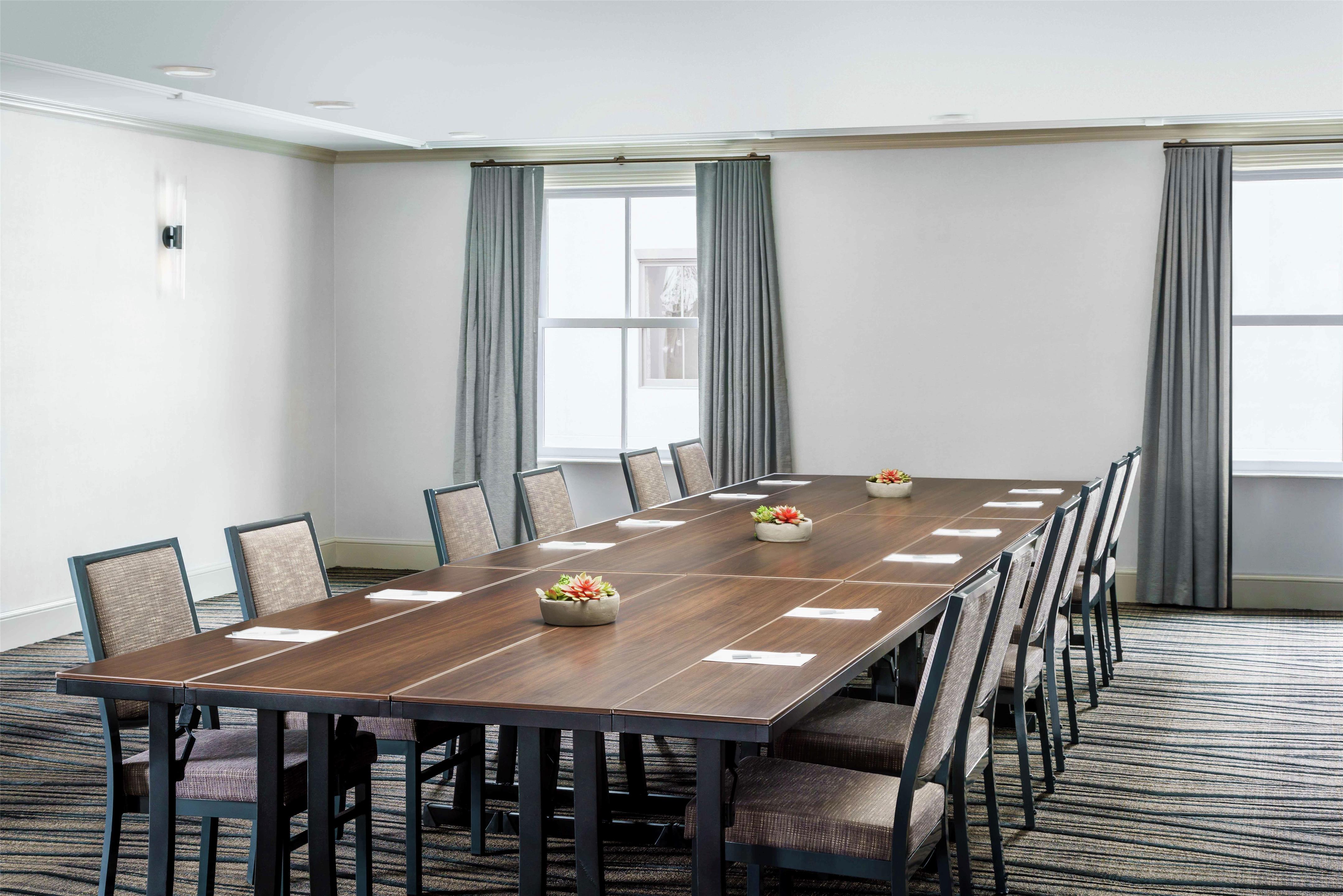 Meeting Room | Hilton Garden Inn Annapolis Downtown