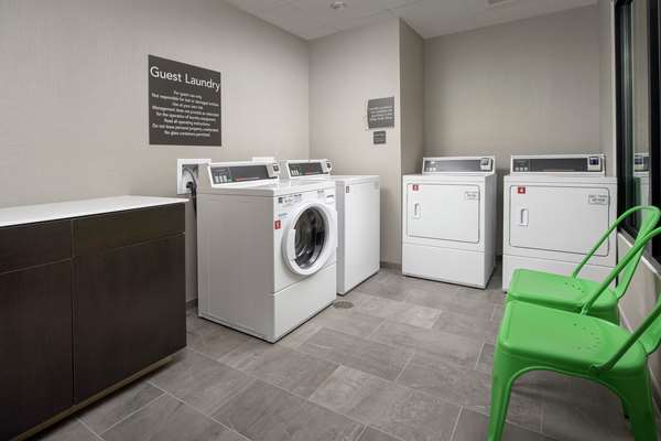  - Homewood Suites by Hilton Downtown Austin - I-35, Exit 234A