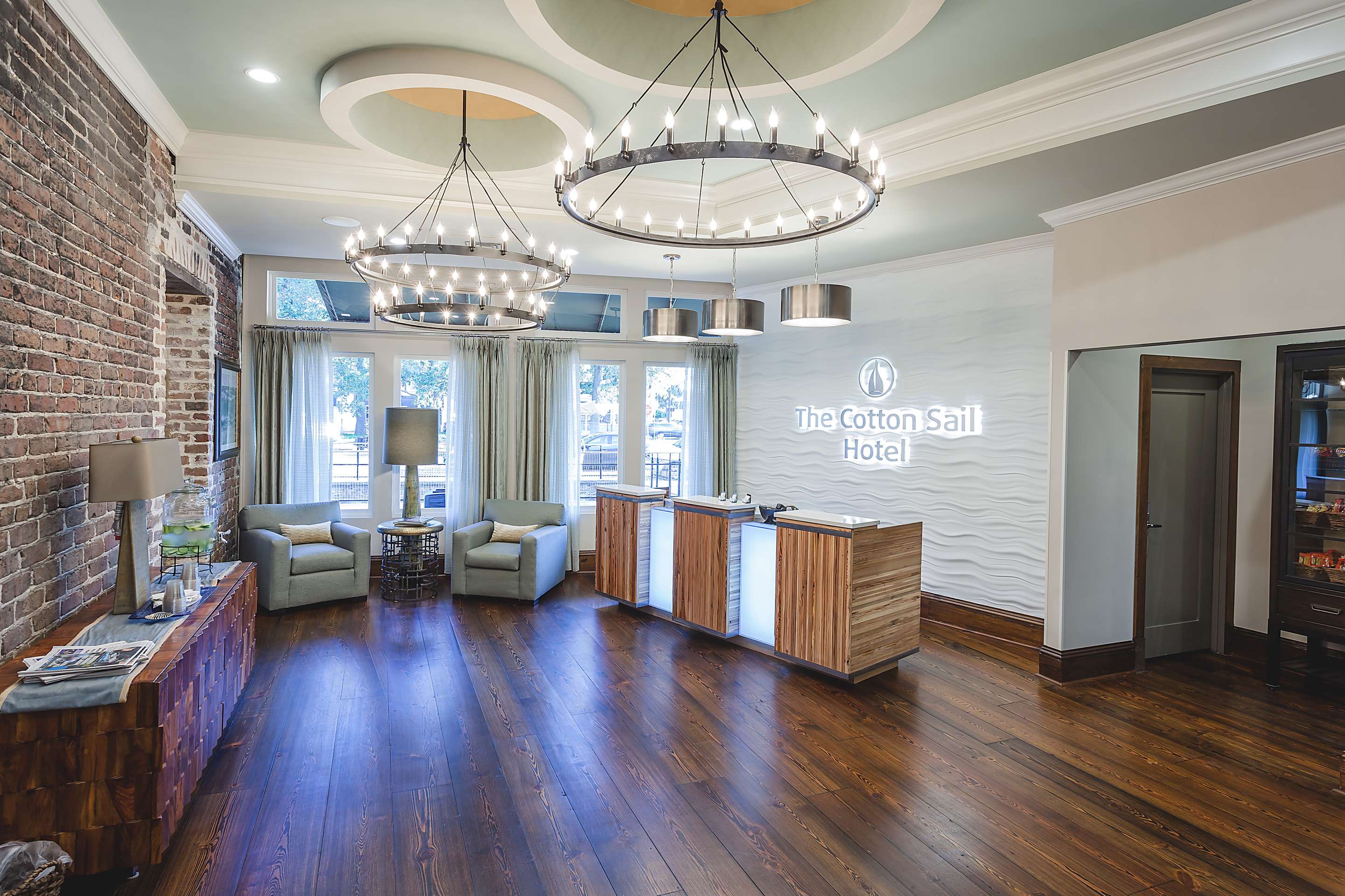 Reception | The Cotton Sail Hotel Savannah - Tapestry Collection by Hilton
