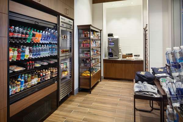 Restaurant - Embassy Suites Notre Dame South Bend