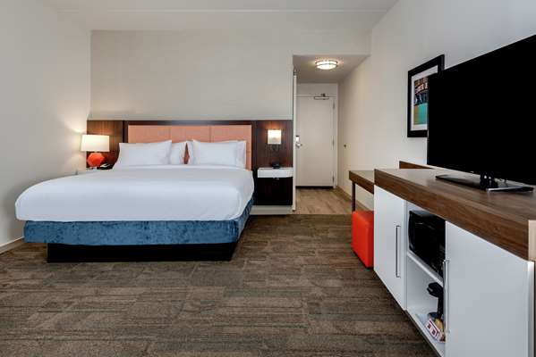  - Hampton Inn Bayview Baltimore