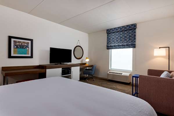  - Hampton Inn Bayview Baltimore