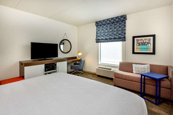  - Hampton Inn Bayview Baltimore
