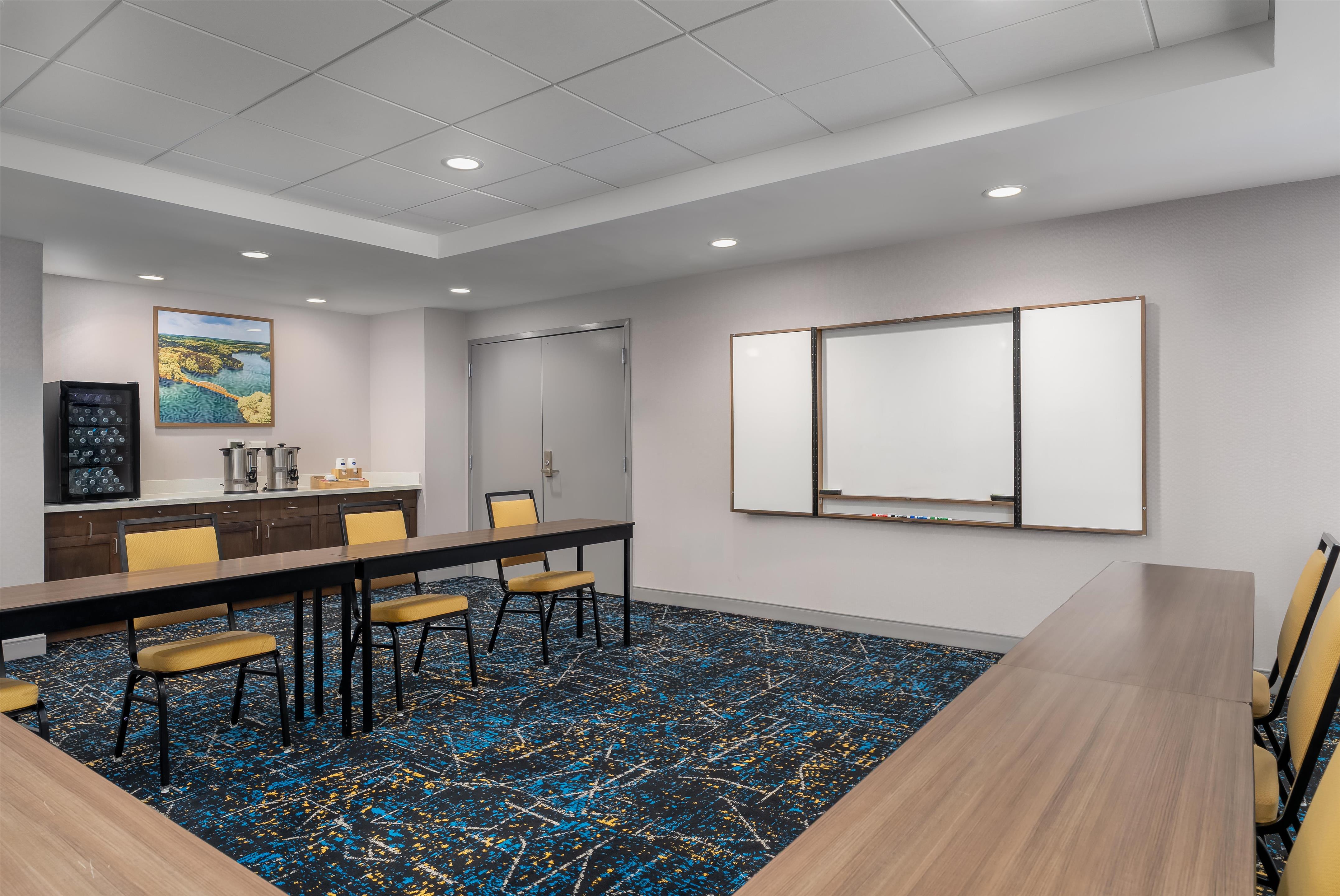 Meeting Room | Hampton Inn Baltimore Bayview Campus