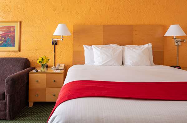  - Ramada Hotel Downtown Tucson - I-10, Exit 258